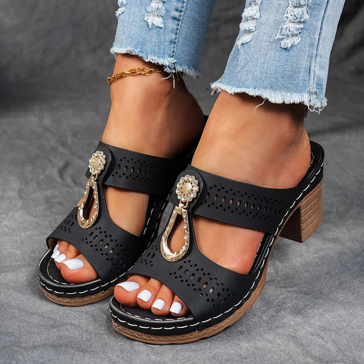 Vivian™ | Sparkle Charm Sandals