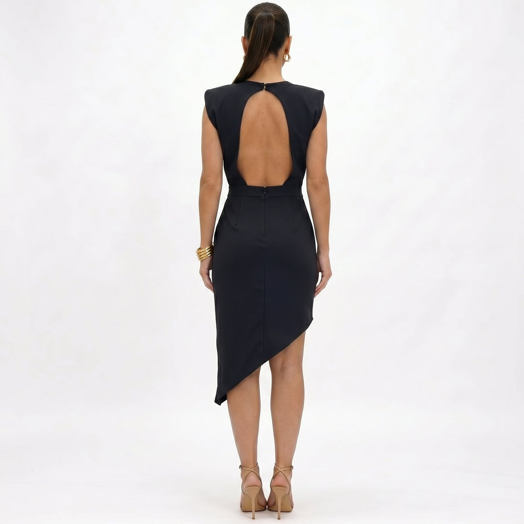Lana - Asymmetrical dress with structured shoulders