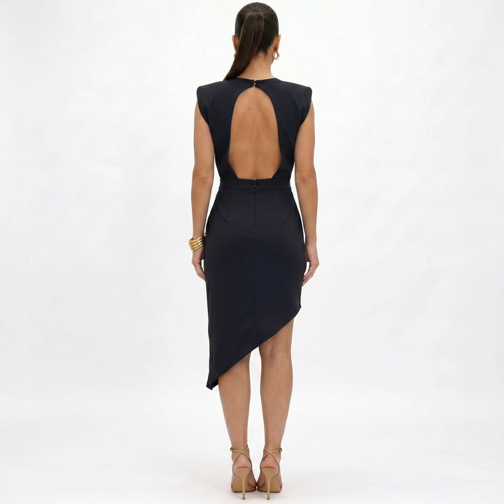 Lana - Asymmetrical dress with structured shoulders